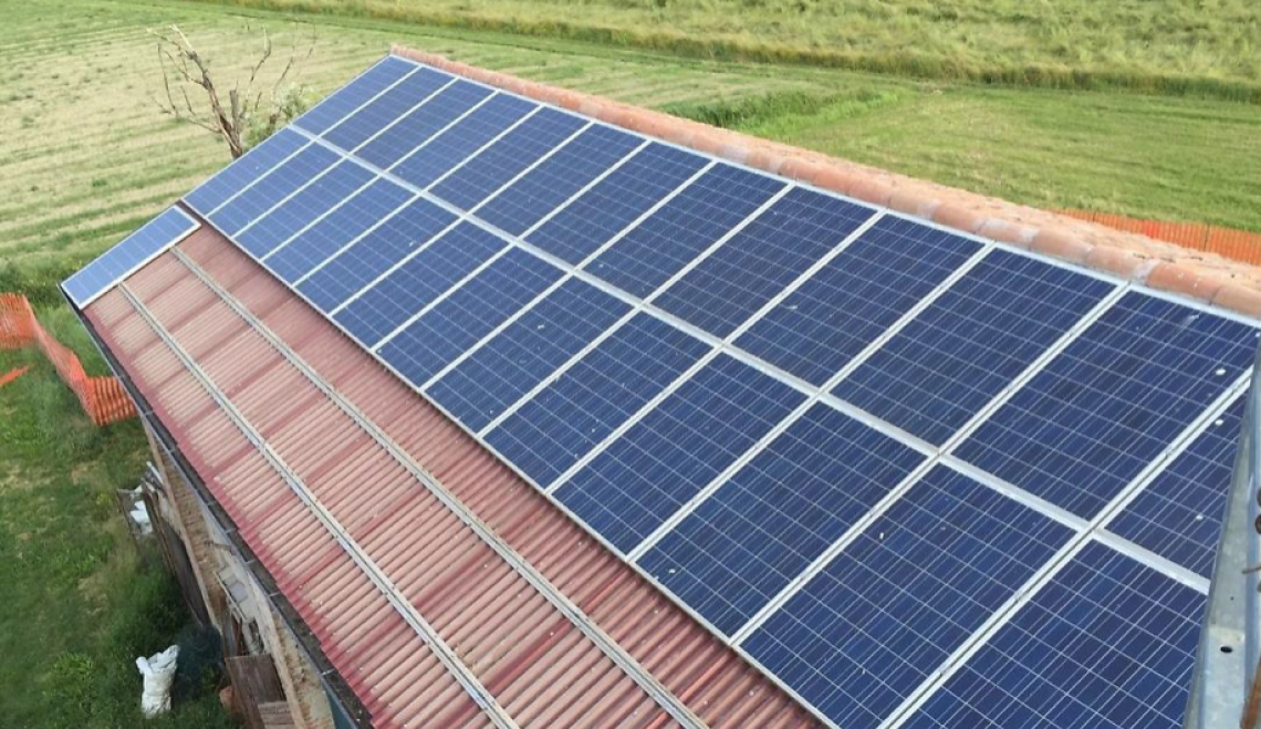 Arriva il Quarto Bando Agrisolare: incentivi per i pannelli fotovoltaici sui tetti, Confagricoltura sostiene la soluzione sostenibile