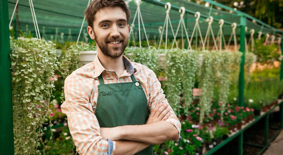 Giovani agricoltori: premi fino a 50.000 euro, domande entro il 30 aprile 2026